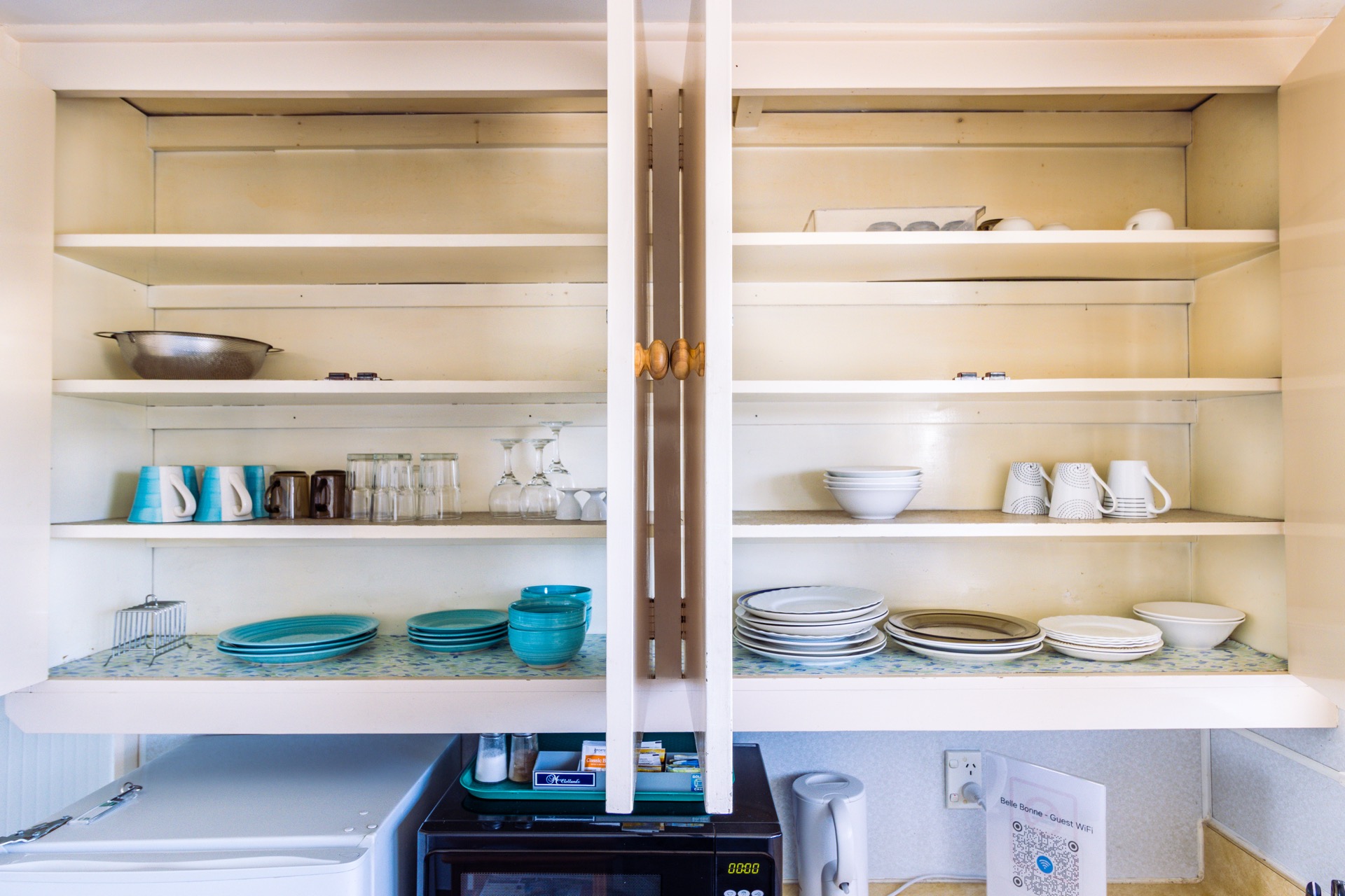 Two Bedroom Large Apartment - Kitchen