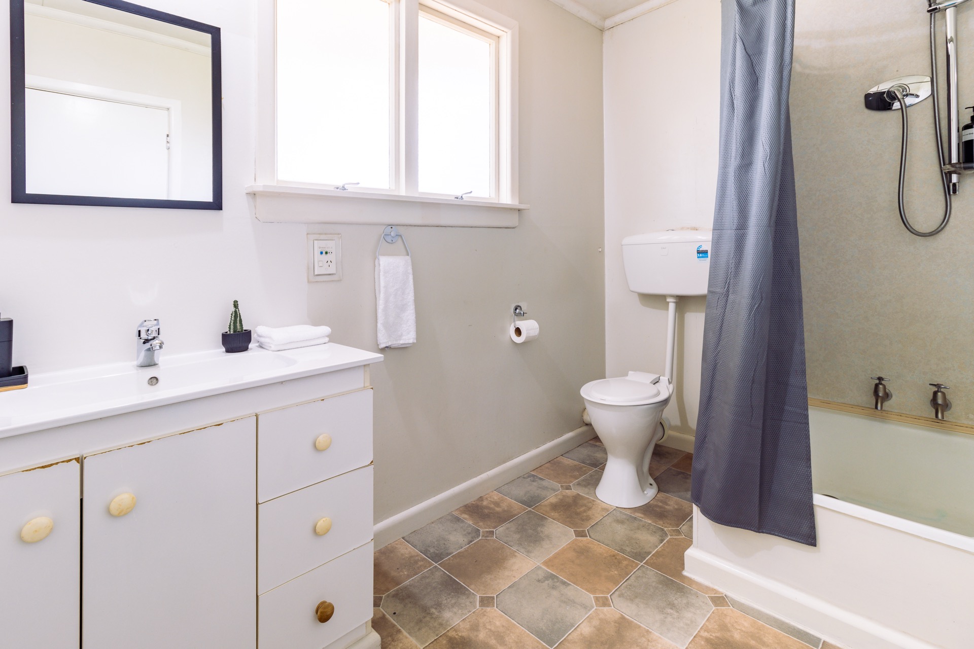 One Bedroom Standard - Bathroom