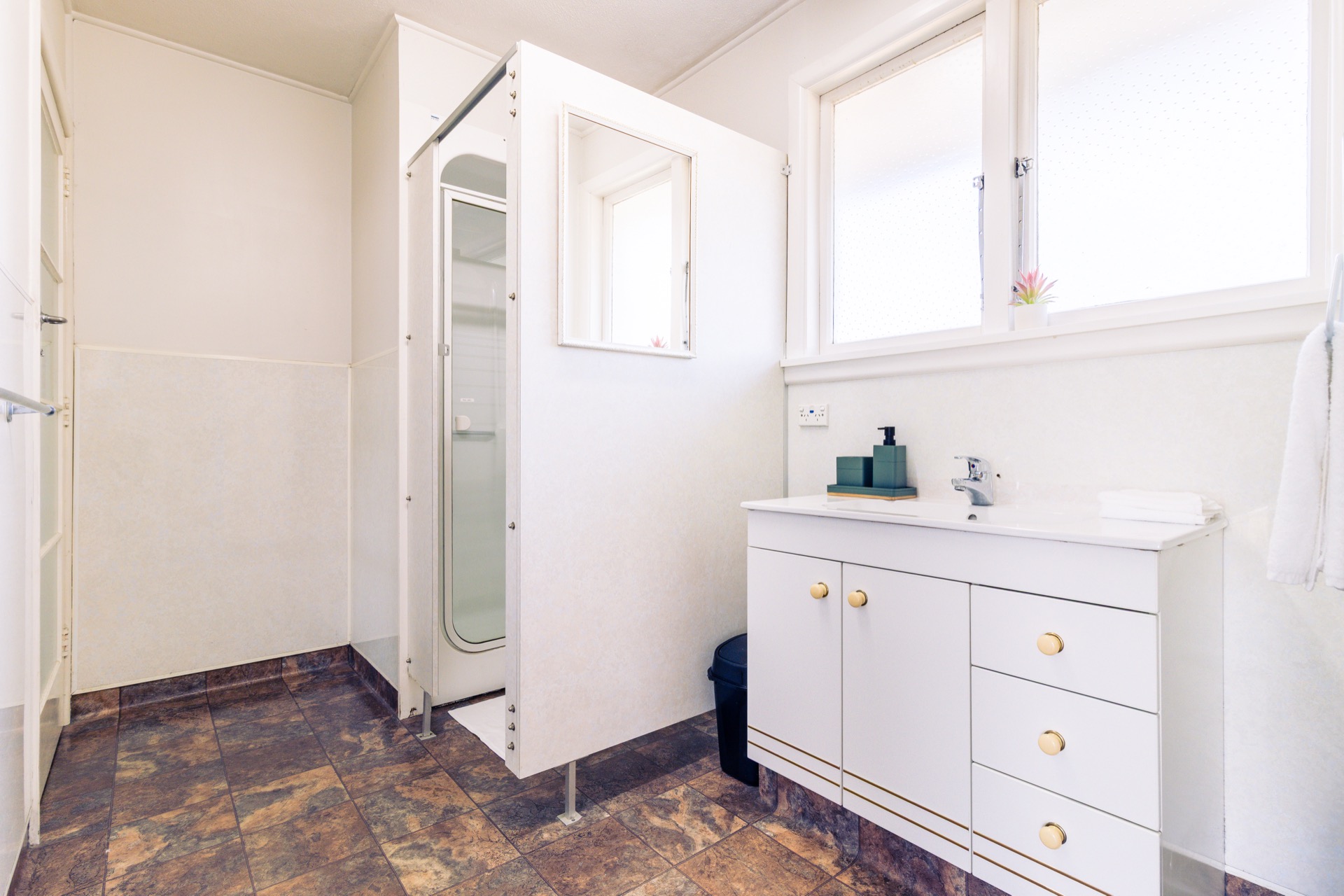 Two Bedroom Garden View - Bathroom