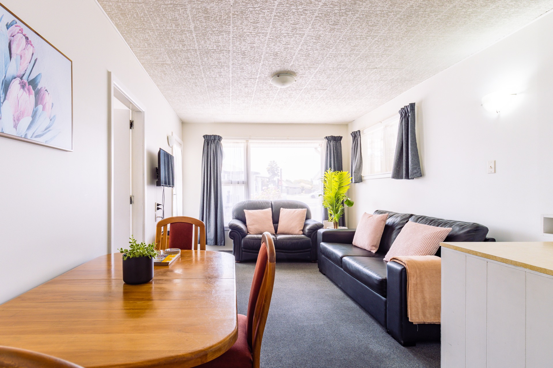 Two Bedroom Standard - Lounge